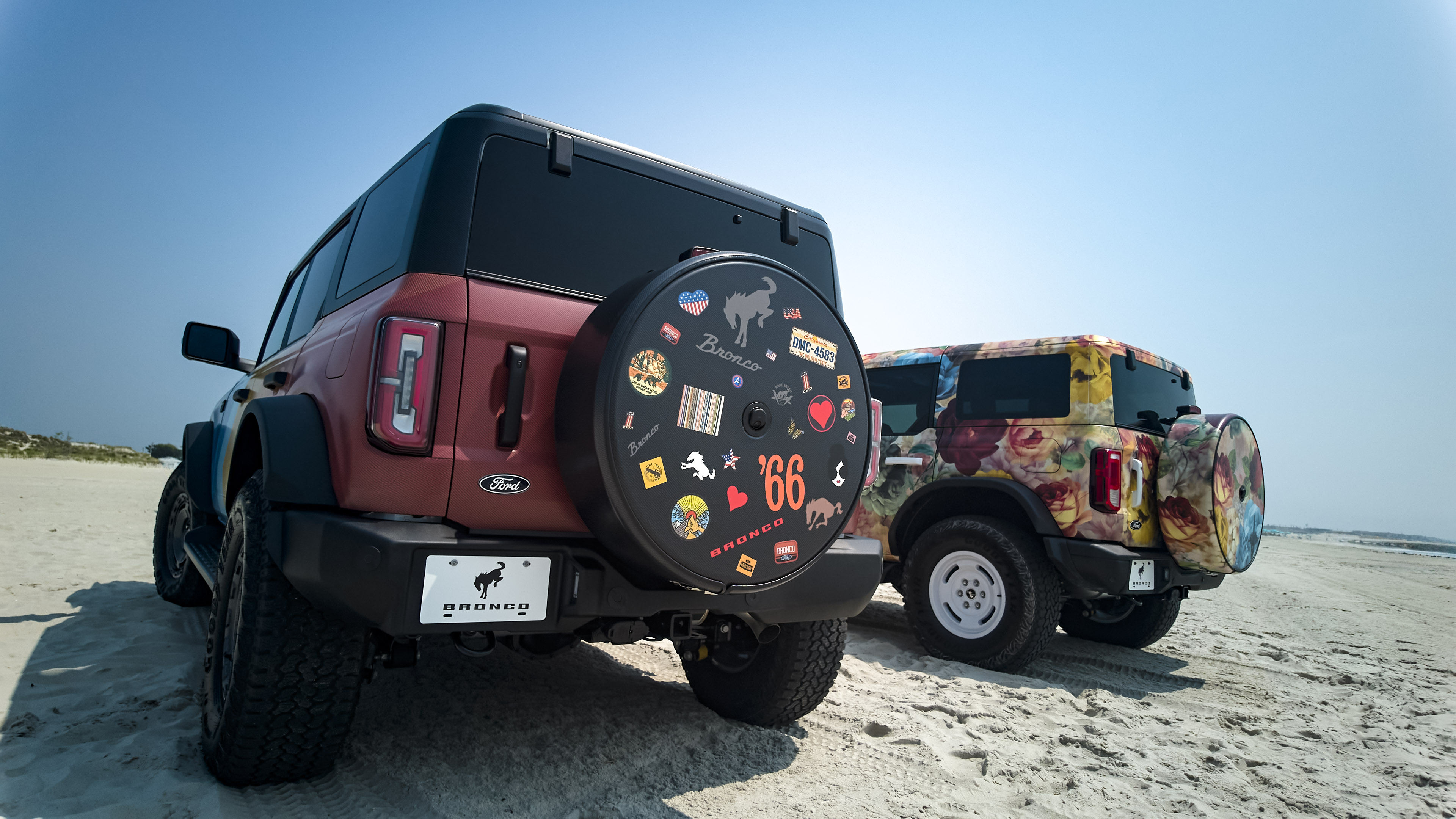 Ford Brand Design exists to shape how Ford tells its story visually. But we’re also consulted, from time to time, to work with partners and push the boundaries of what’s possible within a specific vehicle’s design framework. Ford’s latest effort is a collaboration with fashion brand alice + olivia by Stacey Bendet and Bronco. 